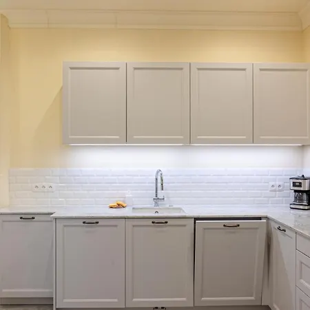 Very Nice And Spacious Apt In The Marais Apartman
