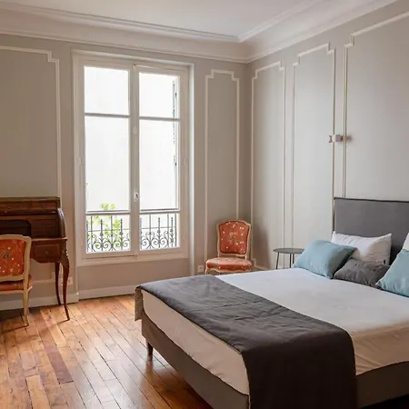 Apartman Very Nice And Spacious Apt In The Marais Párizs
