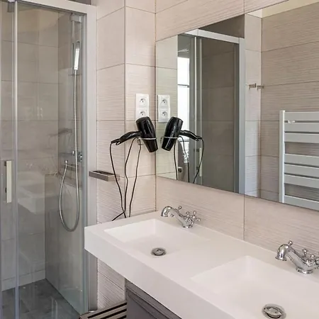 Very Nice And Spacious Apt In The Marais * Párizs
